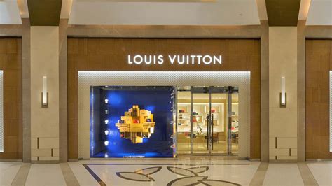 louis vuitton manila solaire|Louis Vuitton in Manila.